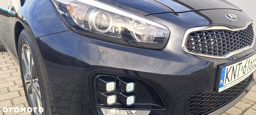 Kia Ceed 1.6 CRDi 136 DCT ISG GT Line - 16