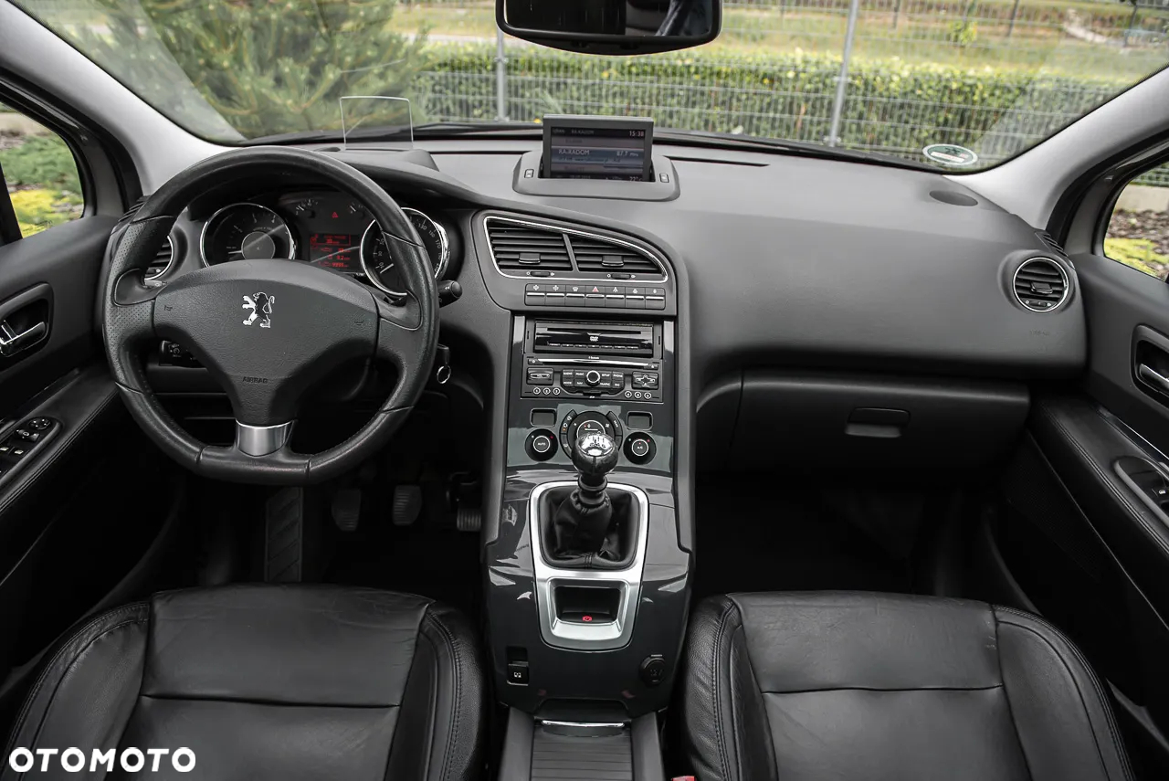 Peugeot 5008 - 25