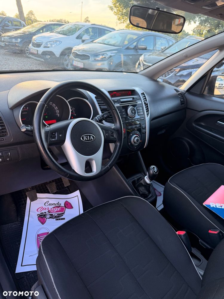 Kia Venga - 6