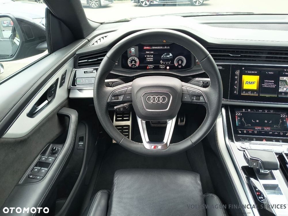 Audi Q8 - 10