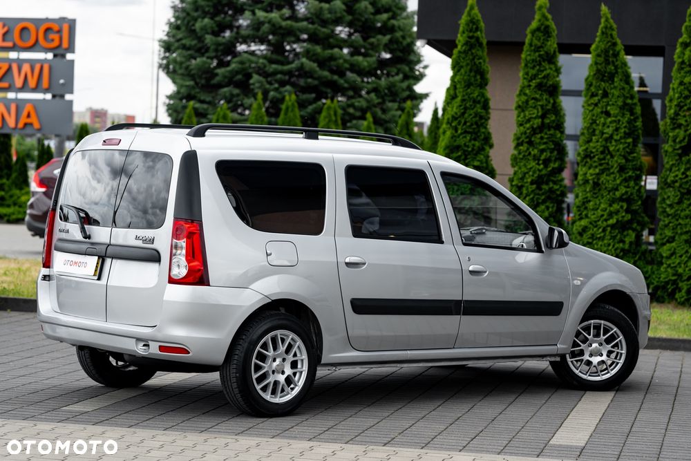 Dacia Logan 1.6 16V Laureate - 14