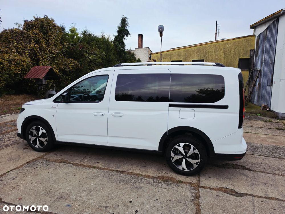 Ford Transit Connect - 10