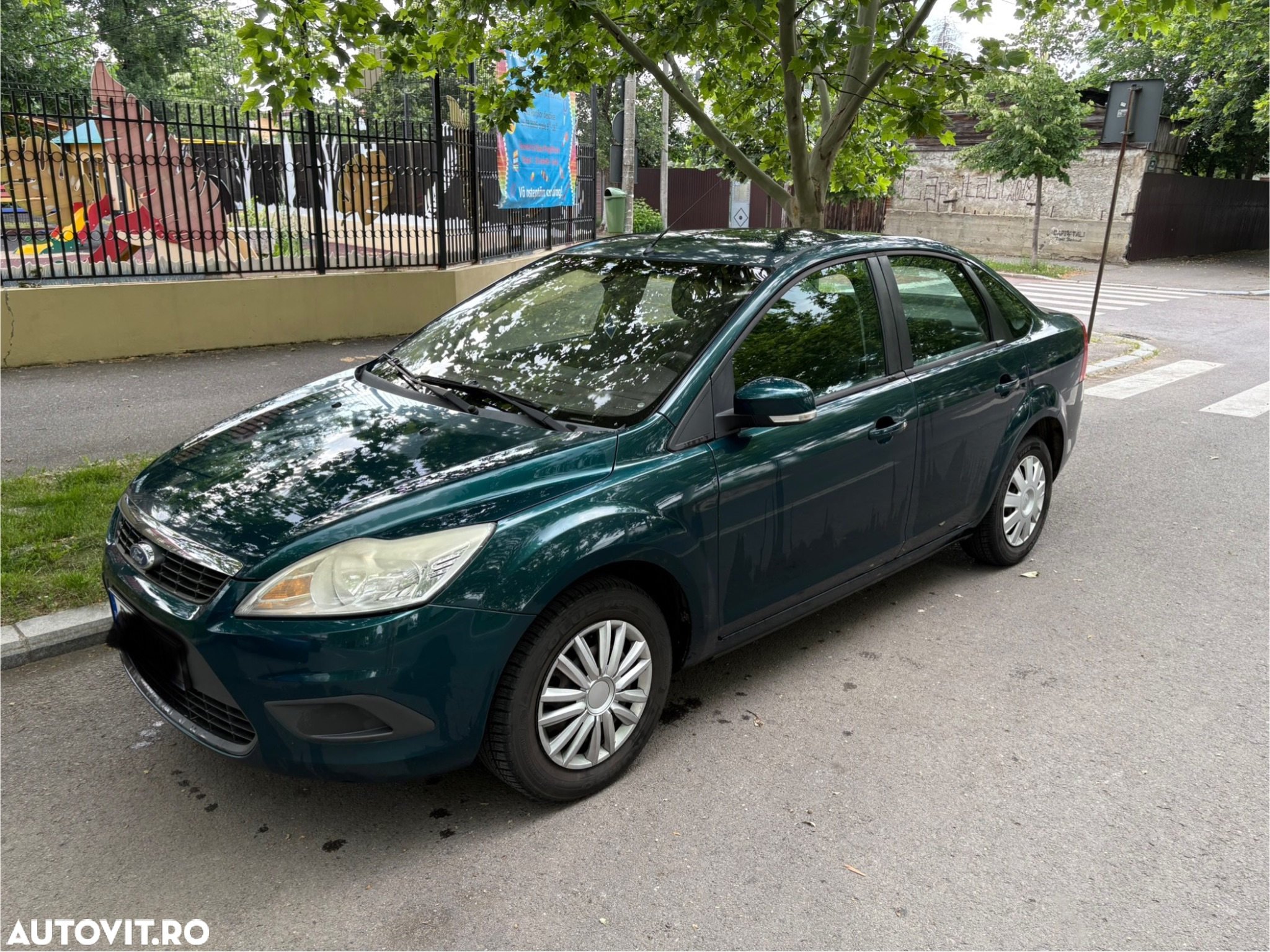 Ford Focus 1.6i Ambiente - 2