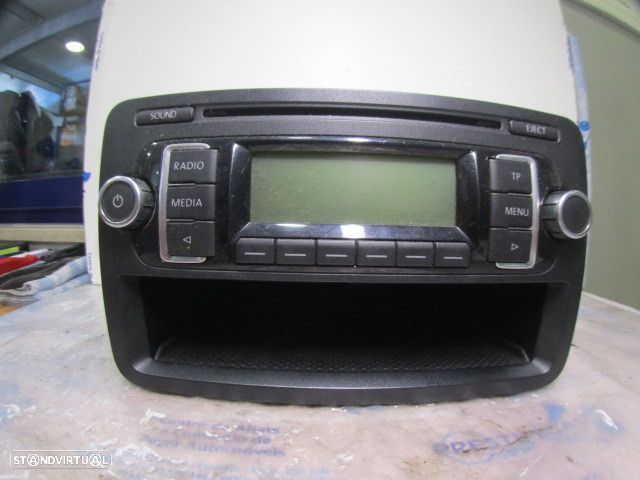 Radios 5M0035156C VW POLO 6R 2011 1.6 TDI 90CV 3P PRETO ORIGINAL RCD210 MP3 - 2