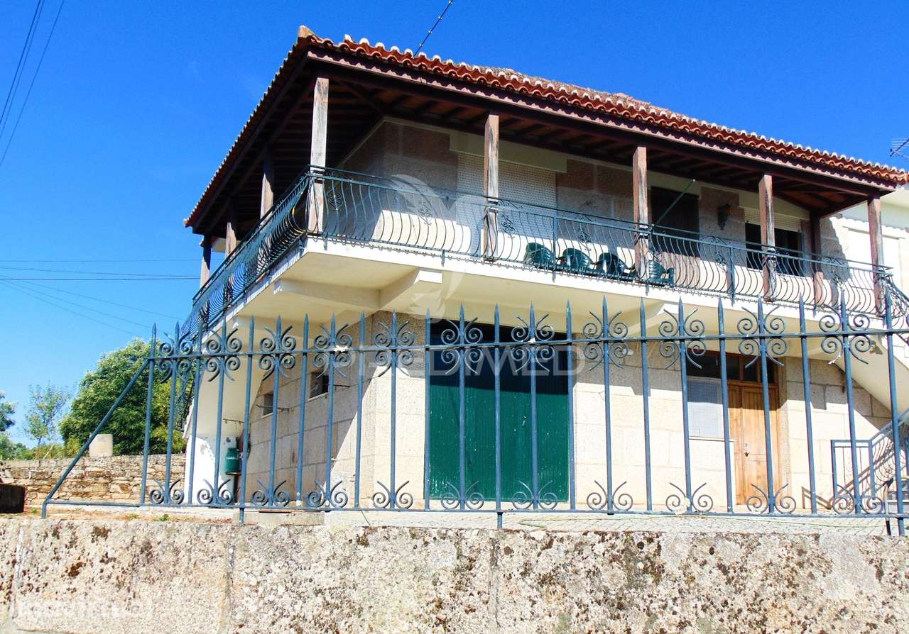 Vivenda c/jardim e estacionamento, a 12 kms de Vila Real - Grande imagem: 2/38