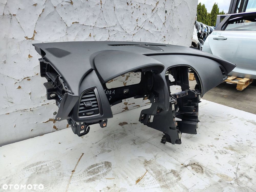 DESKA ROZDZIELCZA KONSOLA OPEL ASTRA 4 IV J - 13