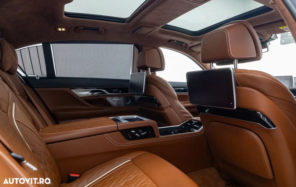 BMW Seria 7 745Le xDrive AT PHEV - 17