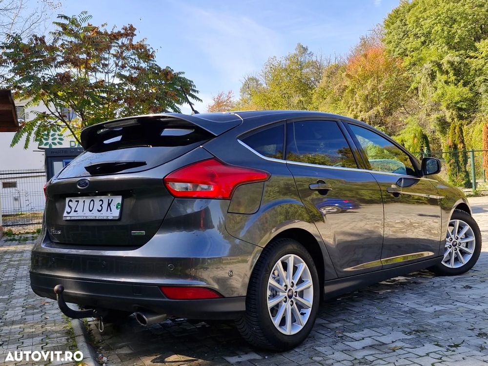 Ford Focus Turnier 1.5 EcoBoost Start-Stopp-System Titanium - 4