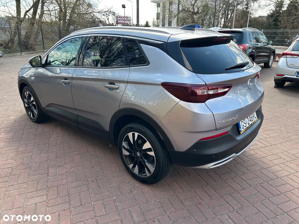 Opel Grandland X 1.6 T Elegance S&S - 8