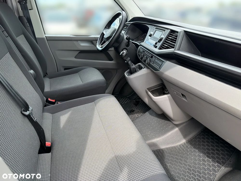 Volkswagen Transporter - 18