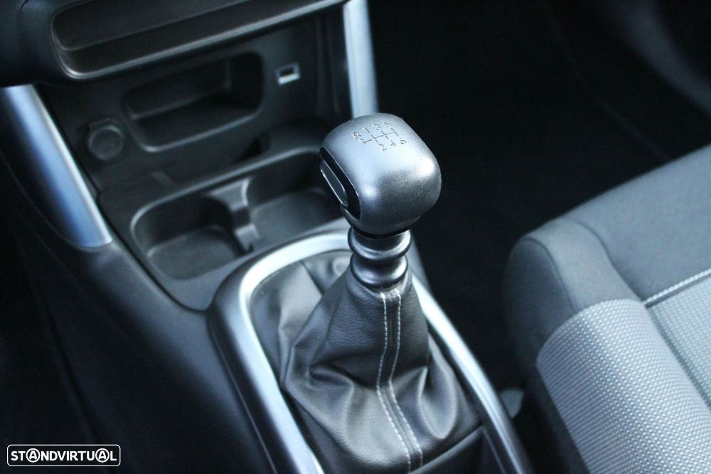 Citroën C3 Aircross BlueHDI 110 Stop & Start SHINE - 23