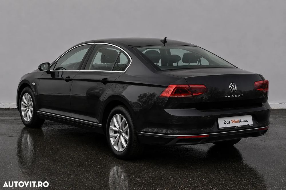 Volkswagen Passat 2.0 TDI DSG Comfortline - 5