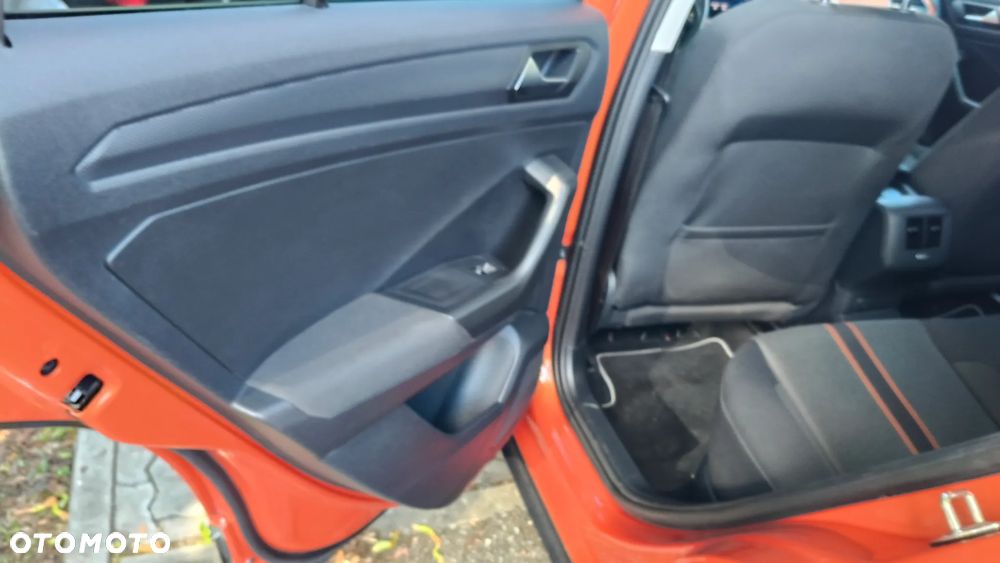 Volkswagen T-Roc 1.5 TSI OPF DSG ACTIVE - 33