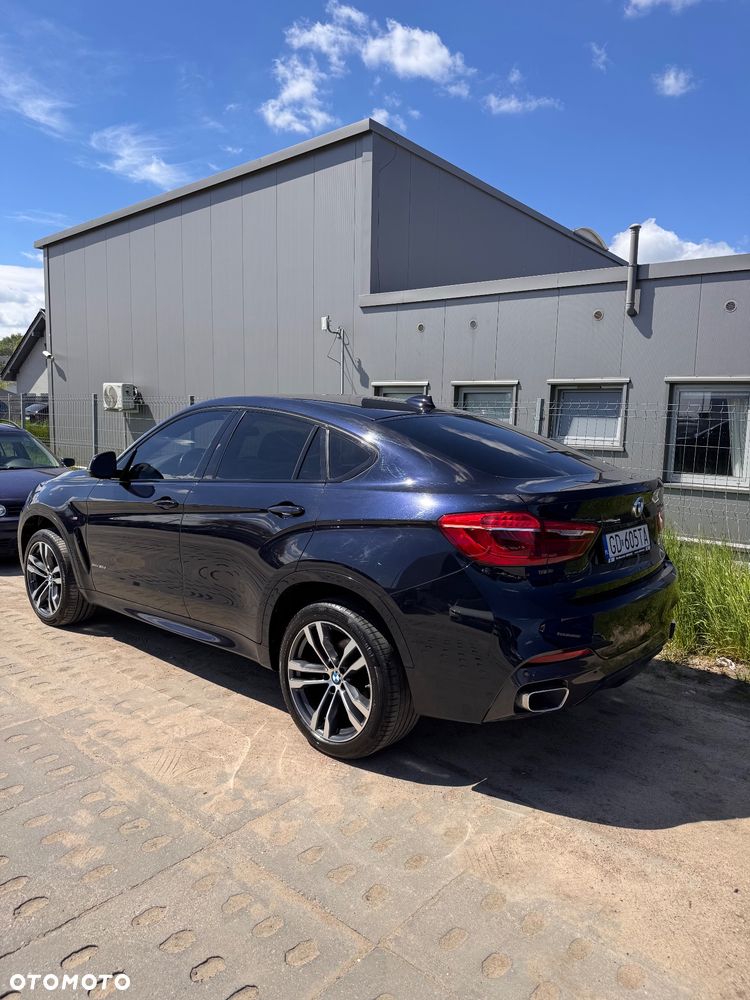 BMW X6 xDrive30d - 10
