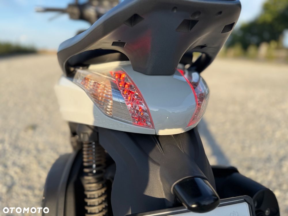 Piaggio Beverly - 25