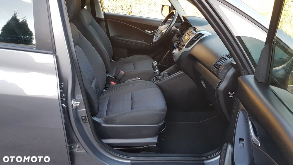 Hyundai ix20 1.4 Classic - 26