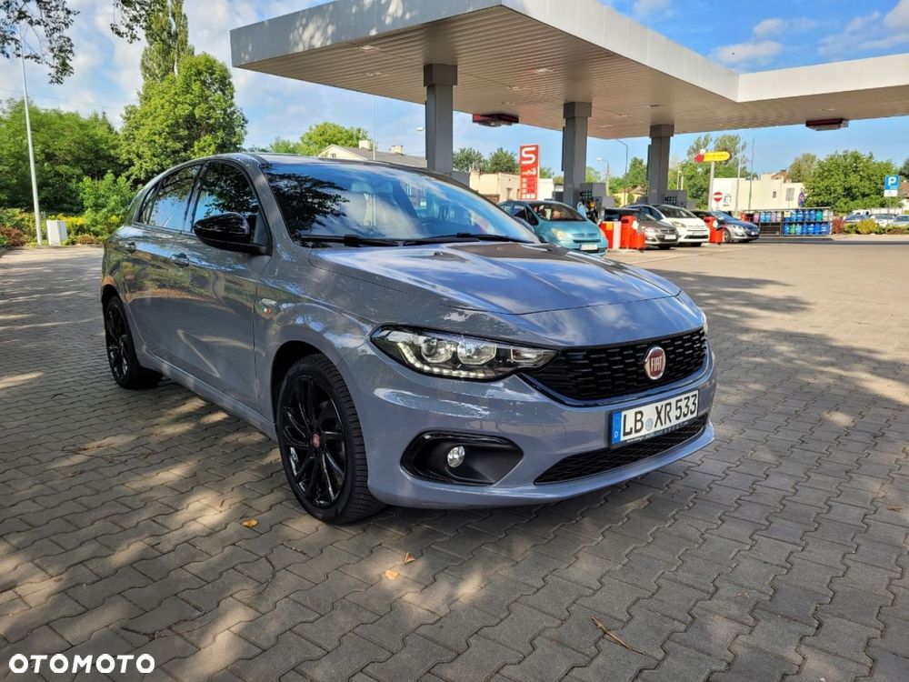 Fiat Tipo 1.4 T-Jet S-Design - 1