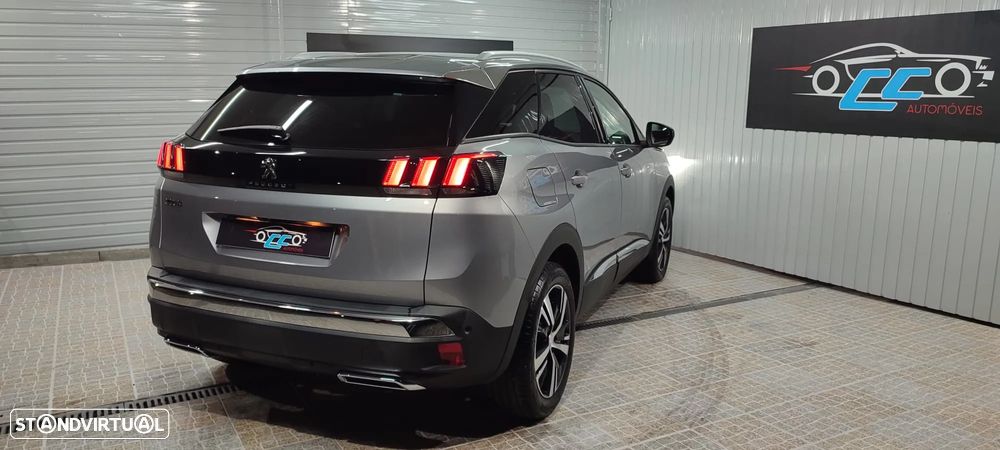 Peugeot 3008 1.2 PureTech Allure EAT8 - 8