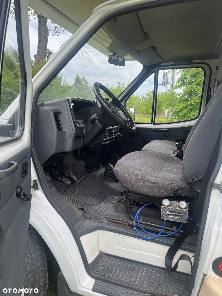 Ford Transit - 6