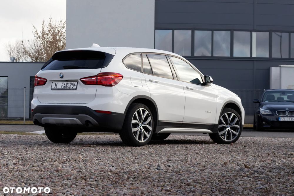 BMW X1 xDrive20d xLine - 25