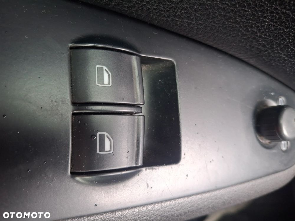 Audi A4 Limousine 1.8T - 10