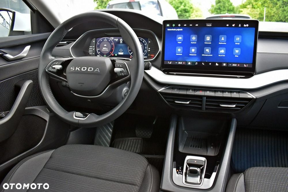 Skoda Octavia 1.5 TSI mHEV Selection DSG - 18