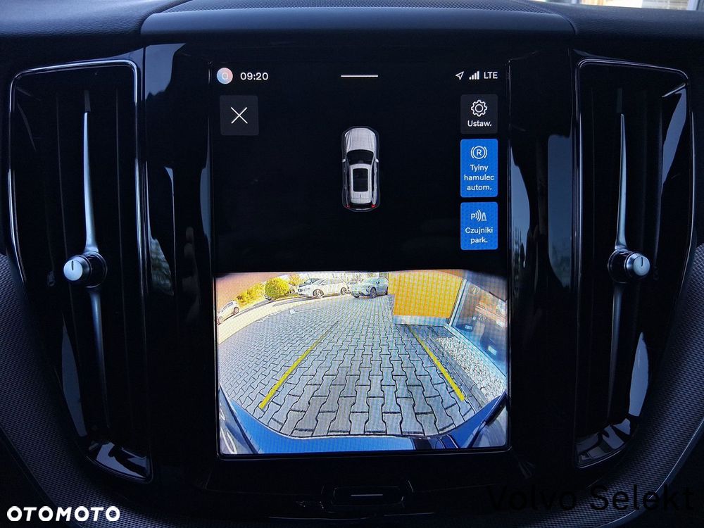 Volvo XC 60 - 25