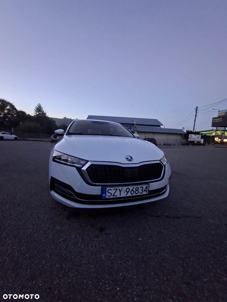 Skoda Octavia 2.0 TDI Style - 9