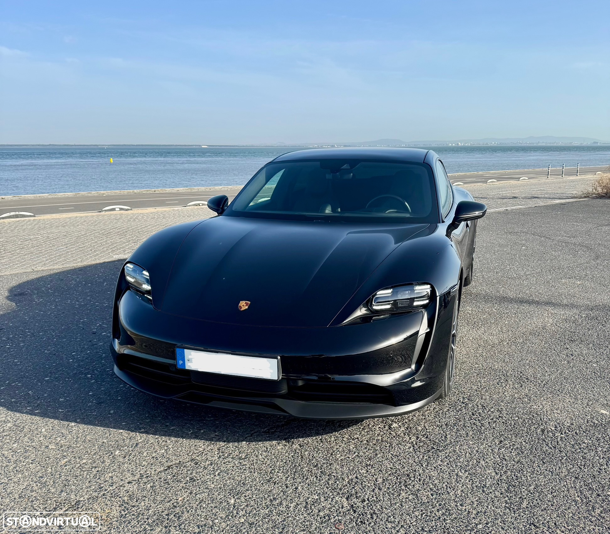 Porsche Taycan Sport Turismo Black Edition - 3