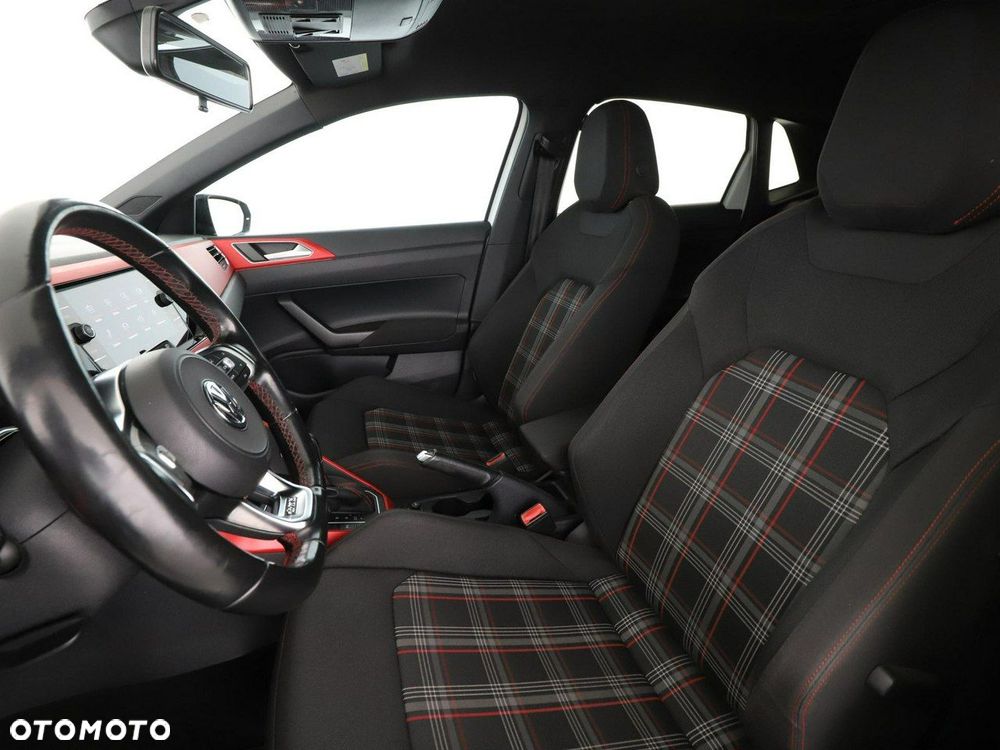 Volkswagen Polo 2.0 TSI DSG GTI - 14