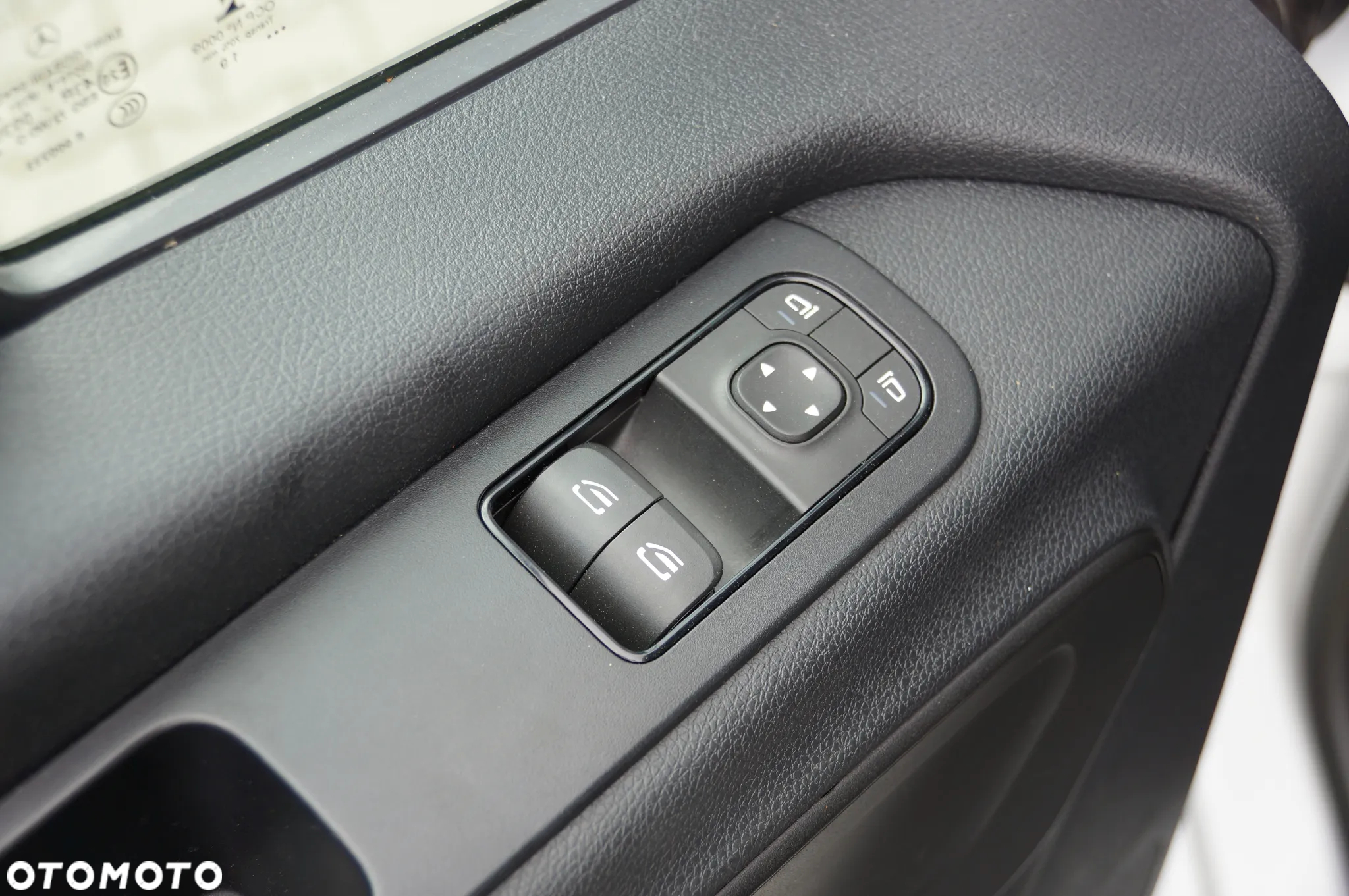 Mercedes-Benz Sprinter - 19
