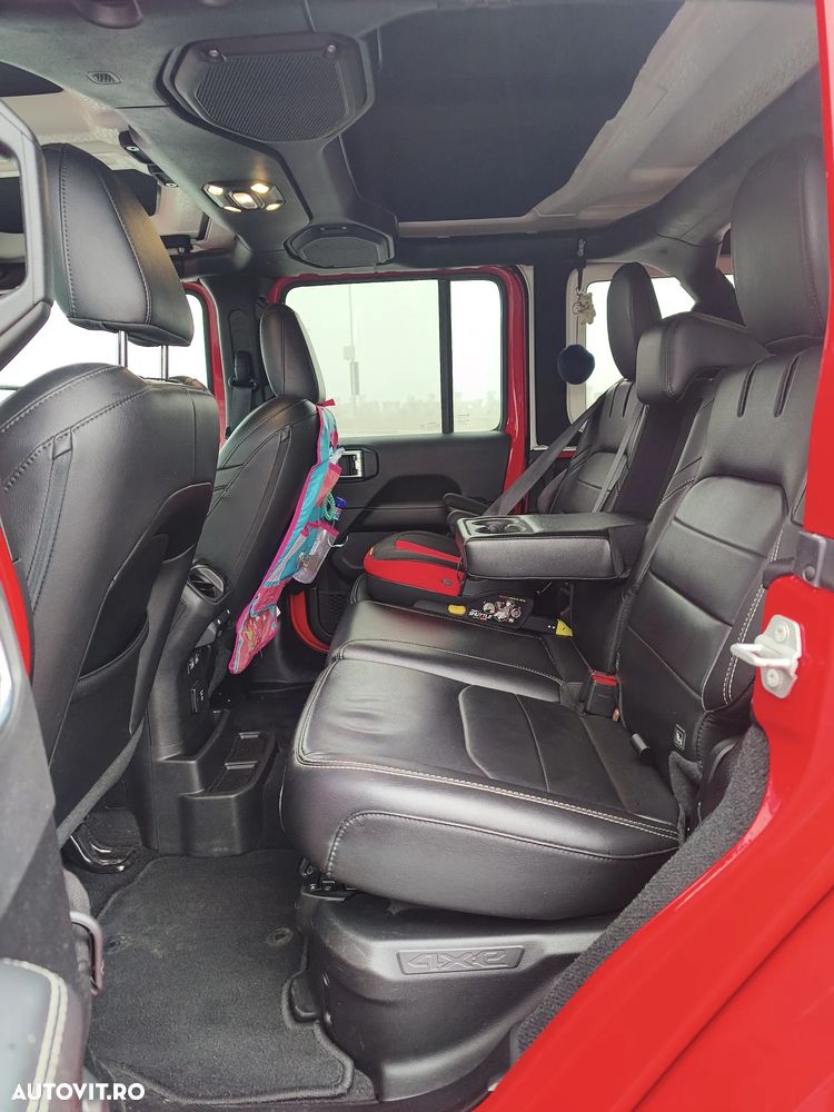 Jeep Wrangler 2.0 4xe AT8 PHEV Sahara - 14