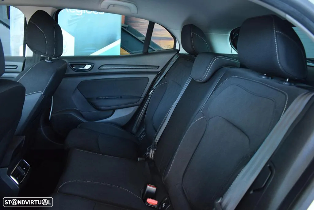 Renault Mégane 1.5 Blue dCi Limited - 29