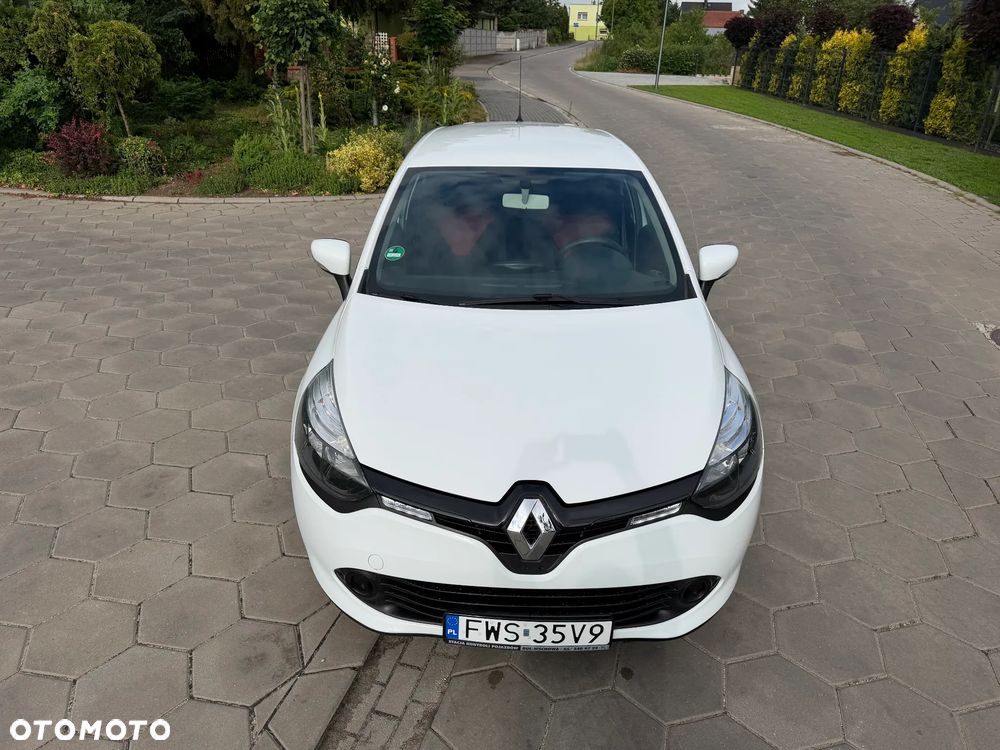 Renault Clio 1.2 16V 75 Life - 10