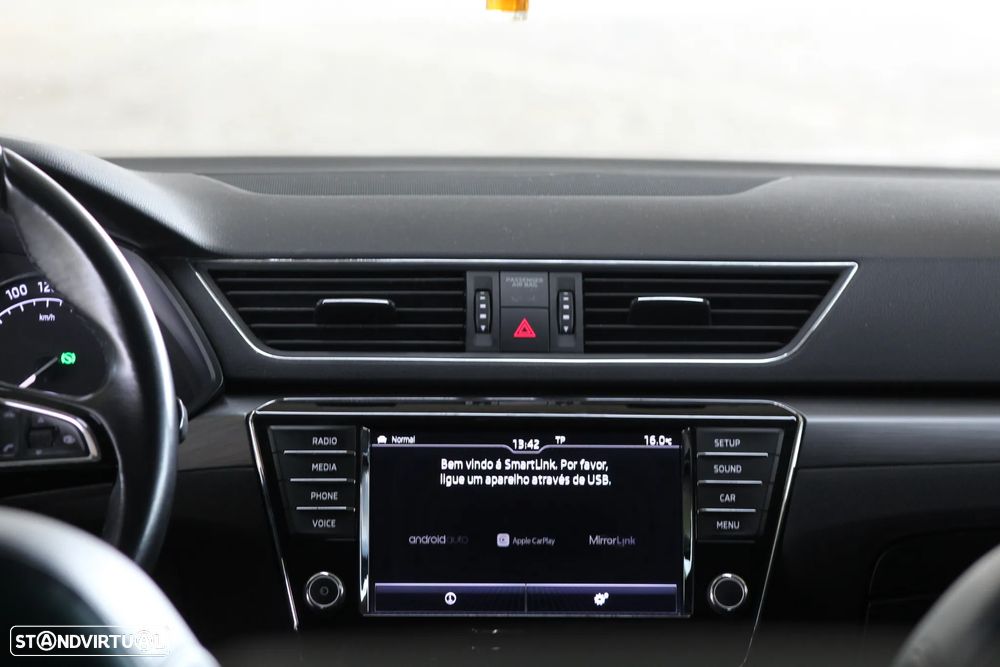 Skoda Superb Break 1.6 TDI Style DSG - 18