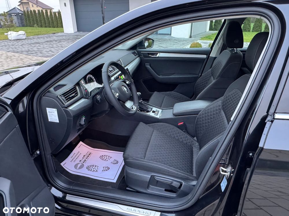 Skoda Superb 2.0 TDI Ambition DSG - 23