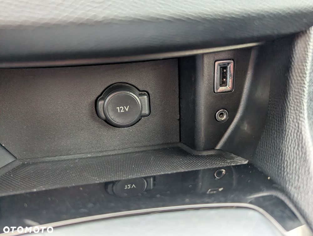 Peugeot 308 1.6 BlueHDi Active S&S - 22