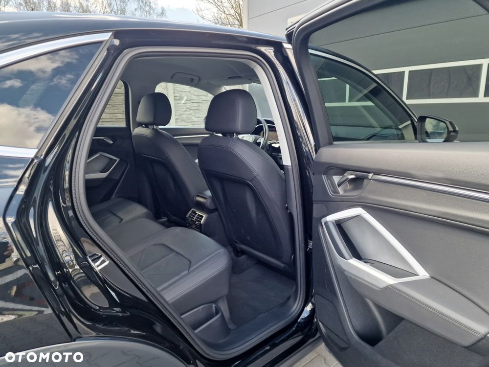 Audi Q3 Sportback 35 TDI S tronic S line - 22