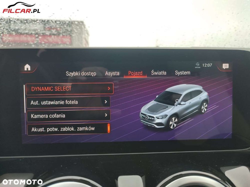 Mercedes-Benz GLA - 15