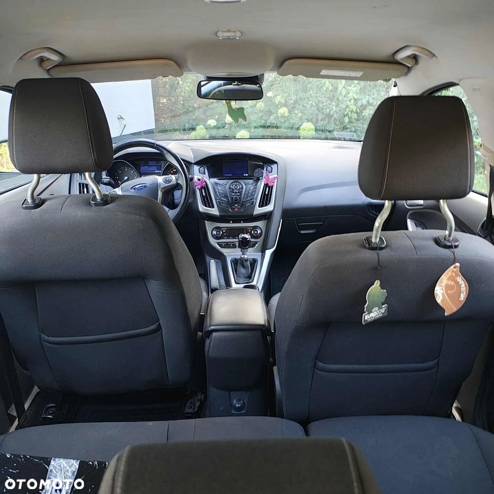 Ford Focus - 8