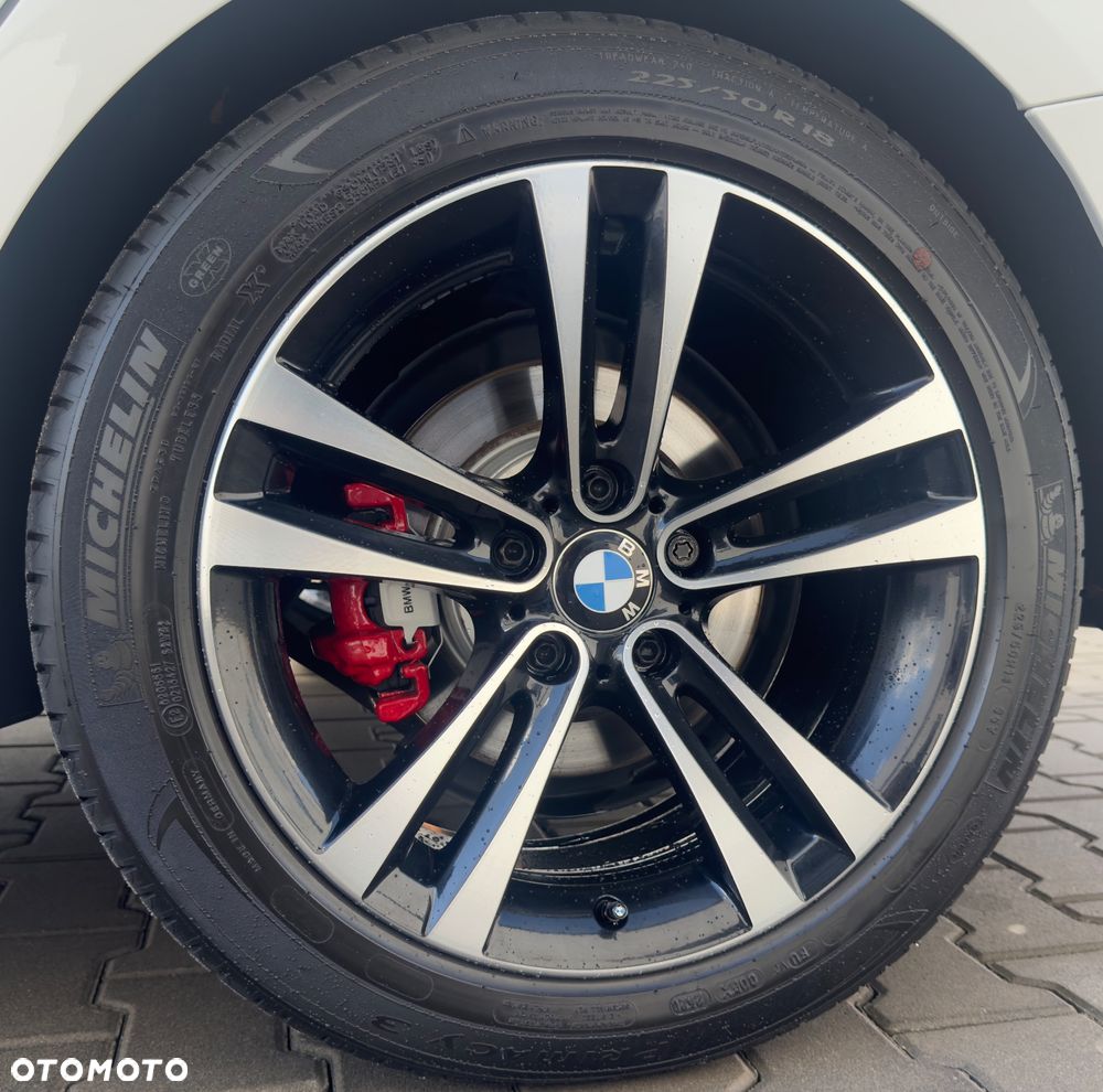 BMW 3GT 320d xDrive Sport-Aut Sport Line - 40