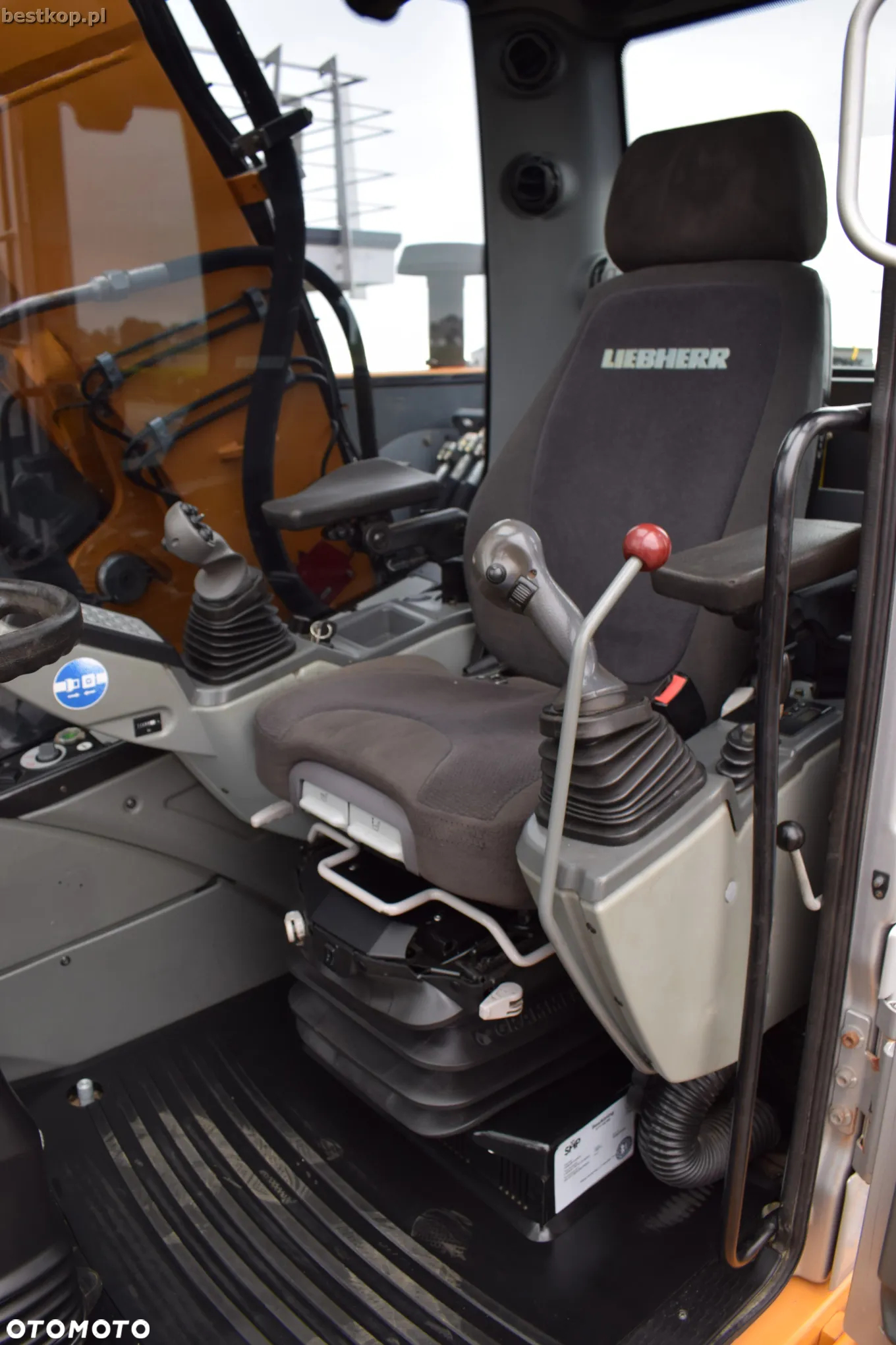 Liebherr A918 Compact Litronic - 29