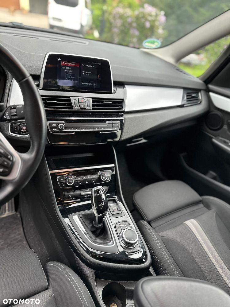 BMW Seria 2 218d xDrive - 8