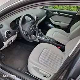 Audi A3 Sportback - 3