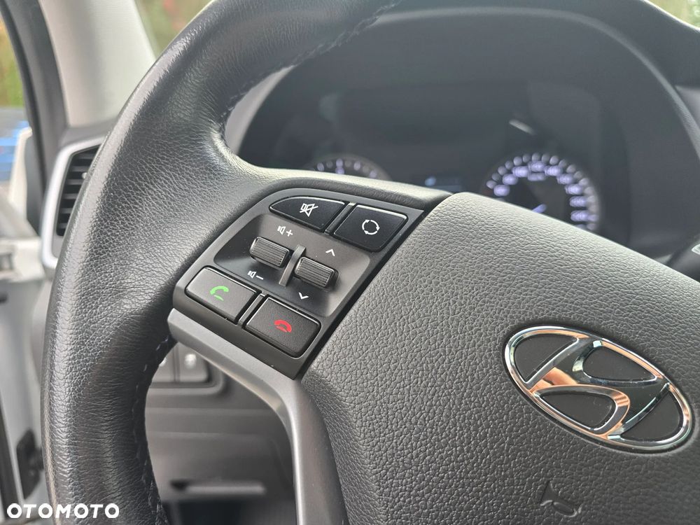 Hyundai Tucson 1.7 CRDI BlueDrive Style 2WD - 26