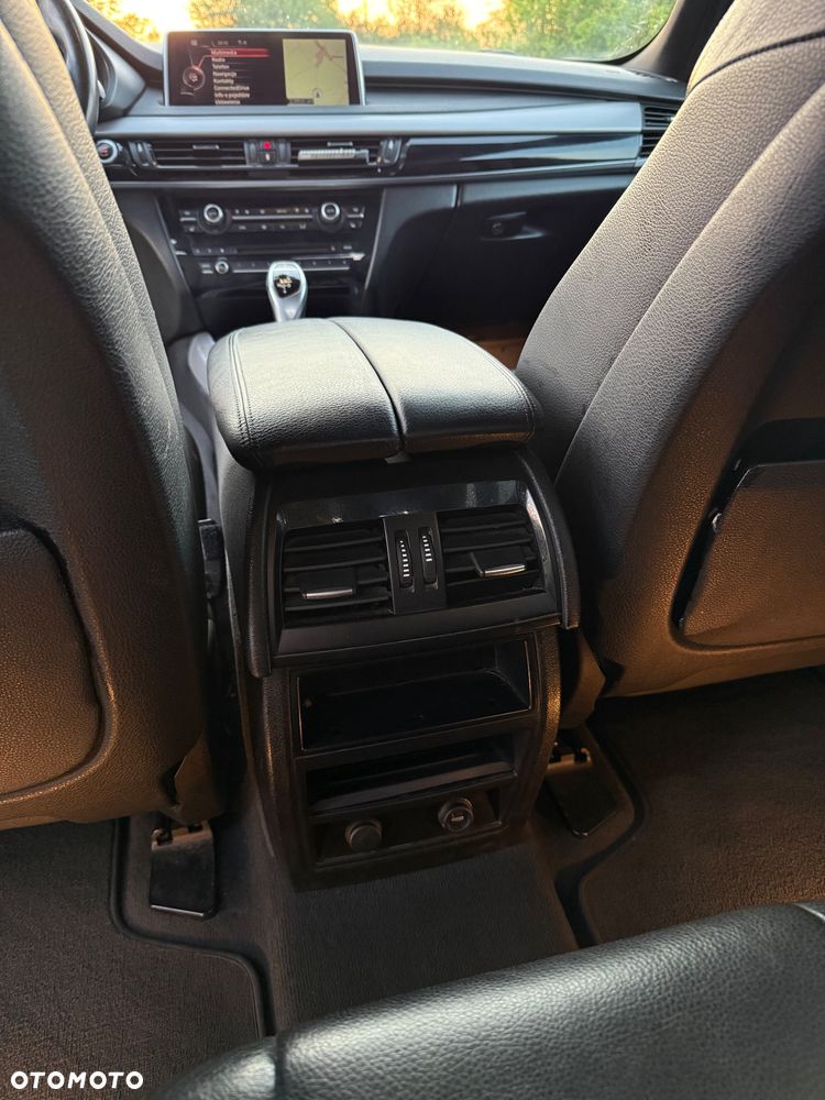 BMW X5 xDrive25d - 23