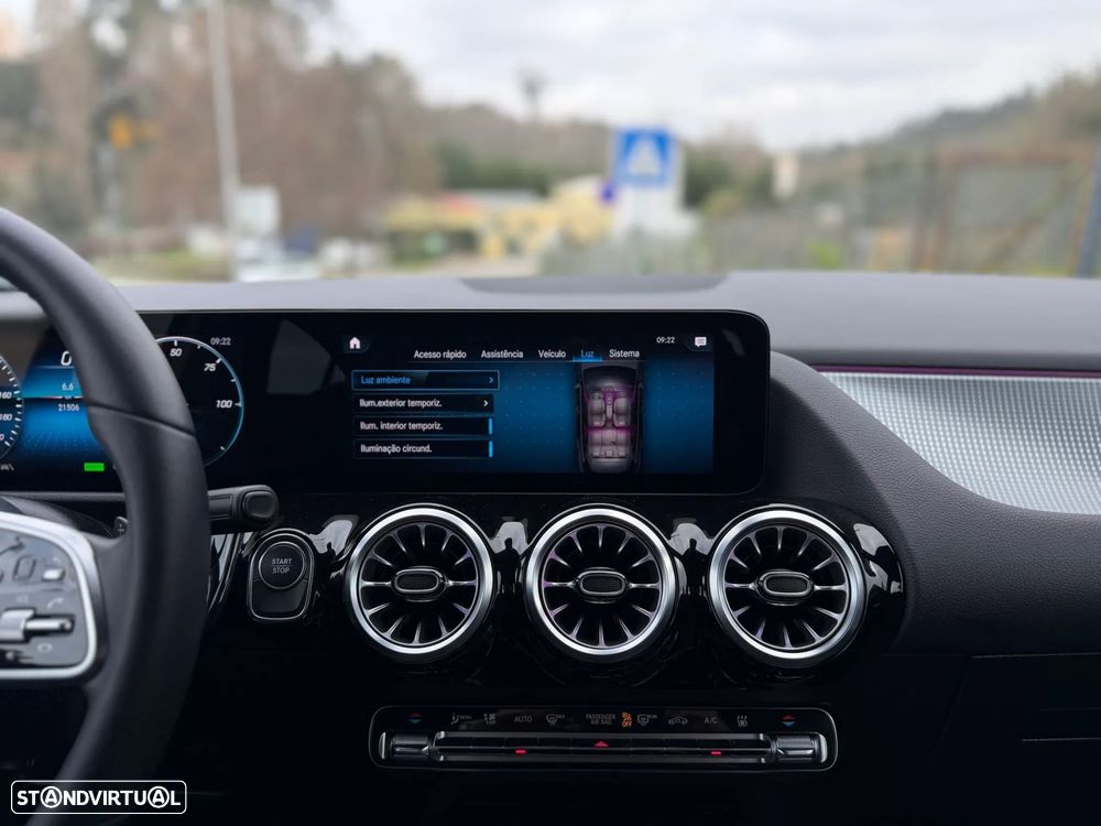 Mercedes-Benz EQA 250 Progressive - 38