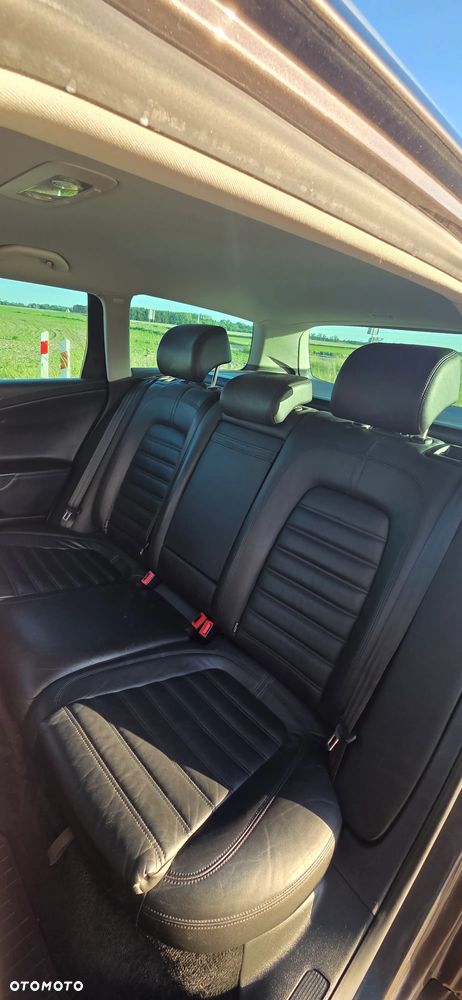 Volkswagen Passat 2.0 TDI Highline DSG - 10
