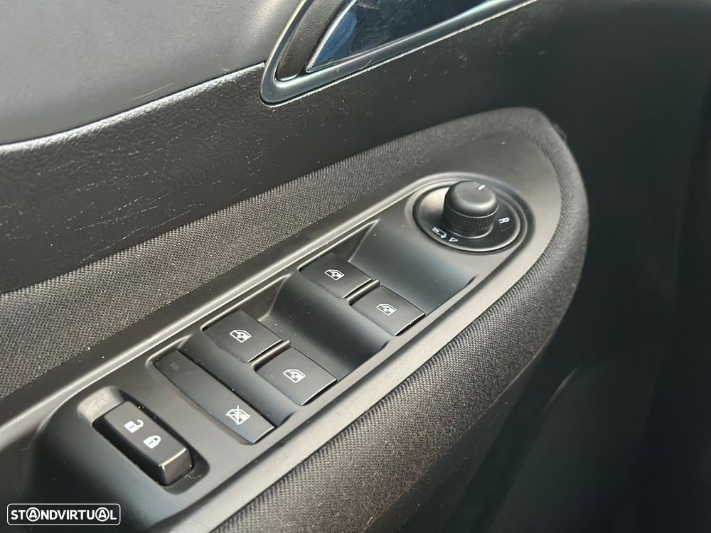 Opel Mokka 1.4 T Cosmo GPL - 19