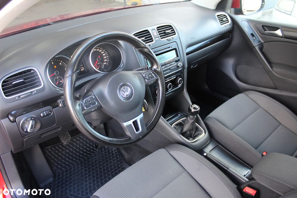 Volkswagen Golf - 5